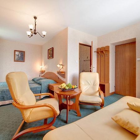 Hotel Henryk Krynica Zdroj Kamer foto