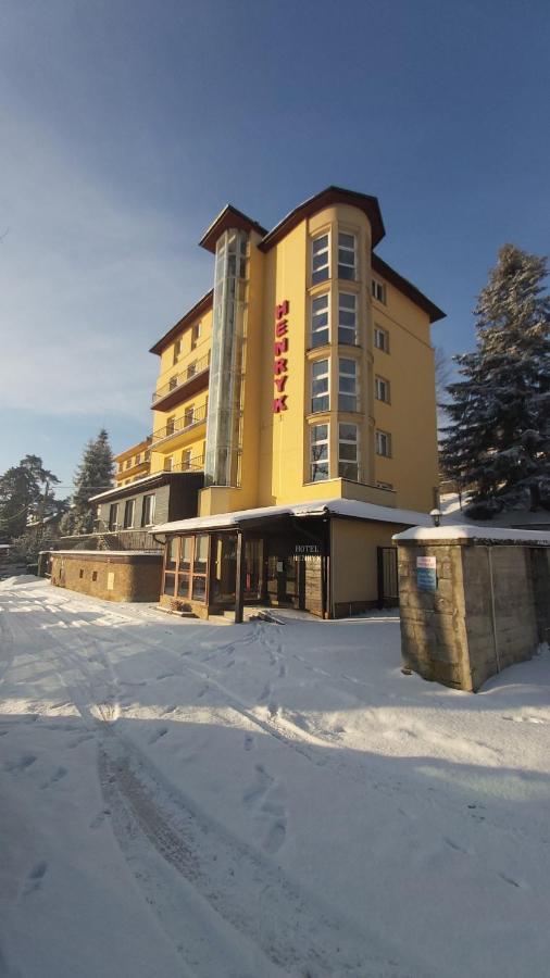 Hotel Henryk Krynica Zdroj Buitenkant foto