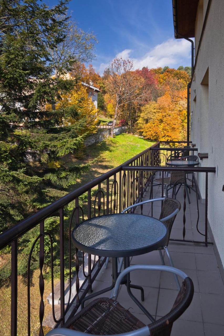 Hotel Henryk Krynica Zdroj Buitenkant foto