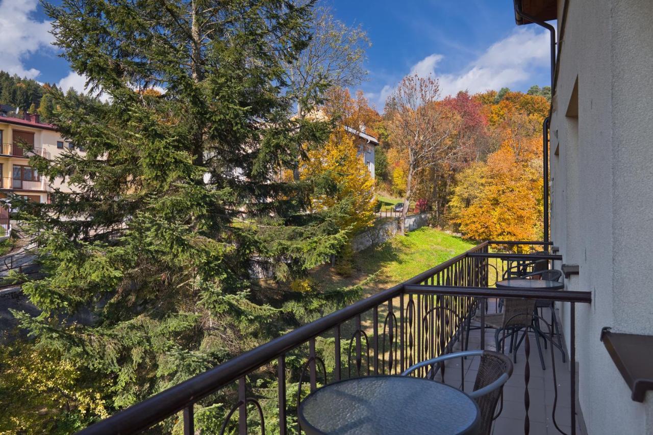 Hotel Henryk Krynica Zdroj Buitenkant foto