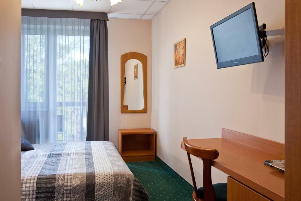 Hotel Henryk Krynica Zdroj Buitenkant foto